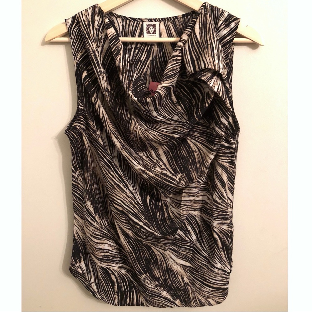 Anne Klein • M • Draped Sleeveless Tank Top